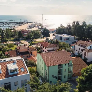 https://rosanna-house-with-apartments.in-istria.net